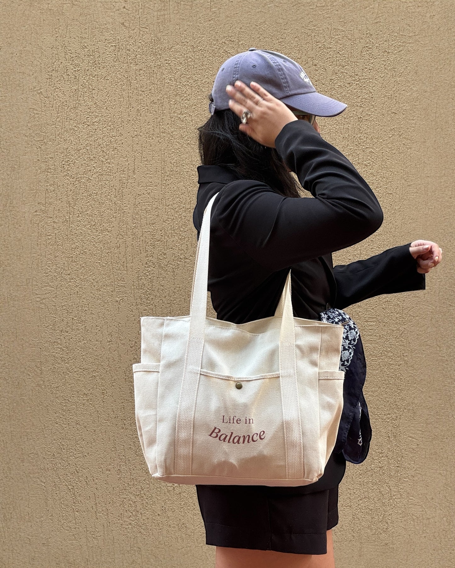 The perfect Tote By Adriana del mar